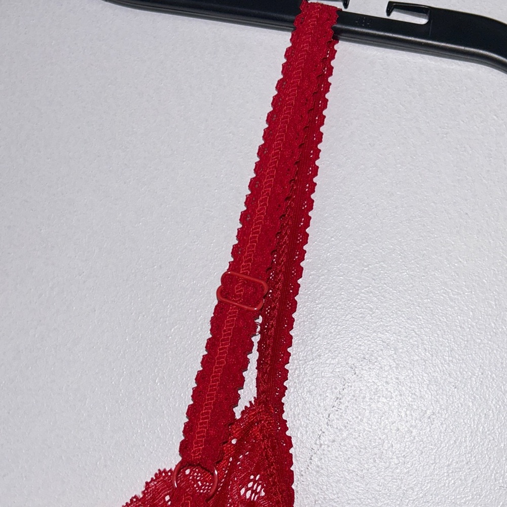 Y2K Babydoll Red Lace Trim Tank Top size M Old Navy - Picture 5 of 7